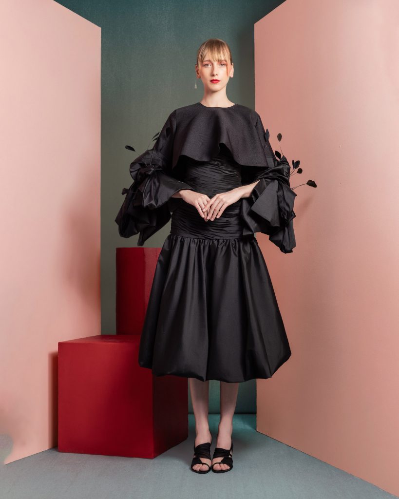 Sophisticated Taffeta Bodice Dress with Glamorous Draping 